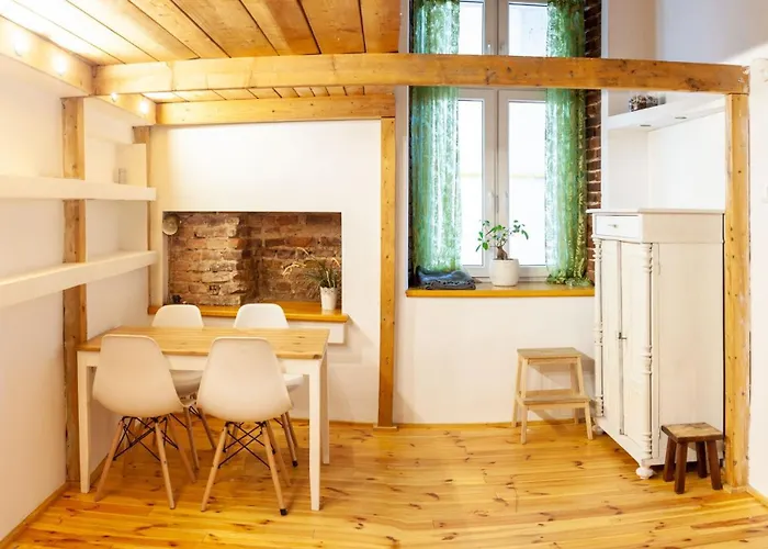 Apartment No5 Szlak Street
